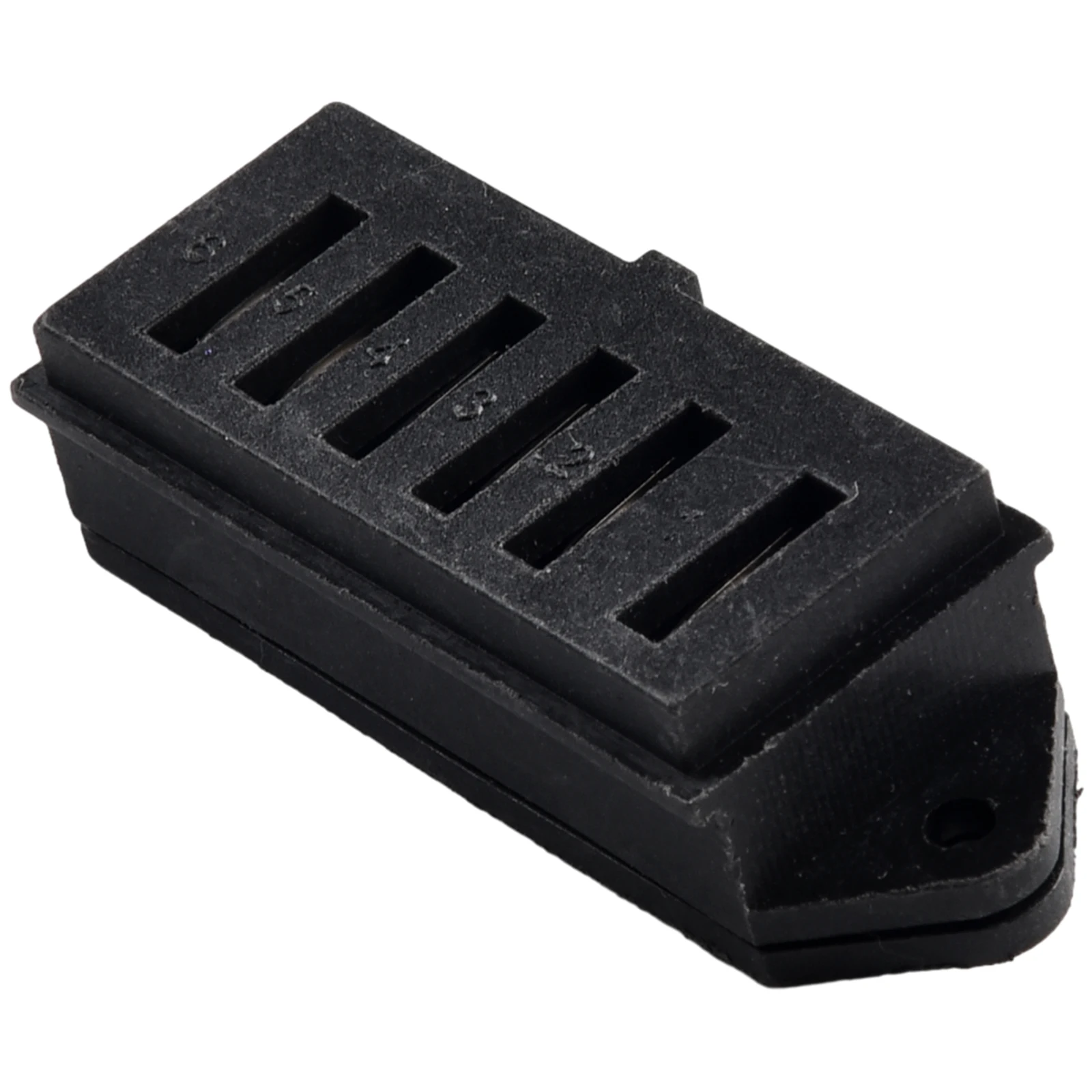 High Quality Accessories Power Plug Battery Connector 15A Electric Battery Connector Discharge Connector Female