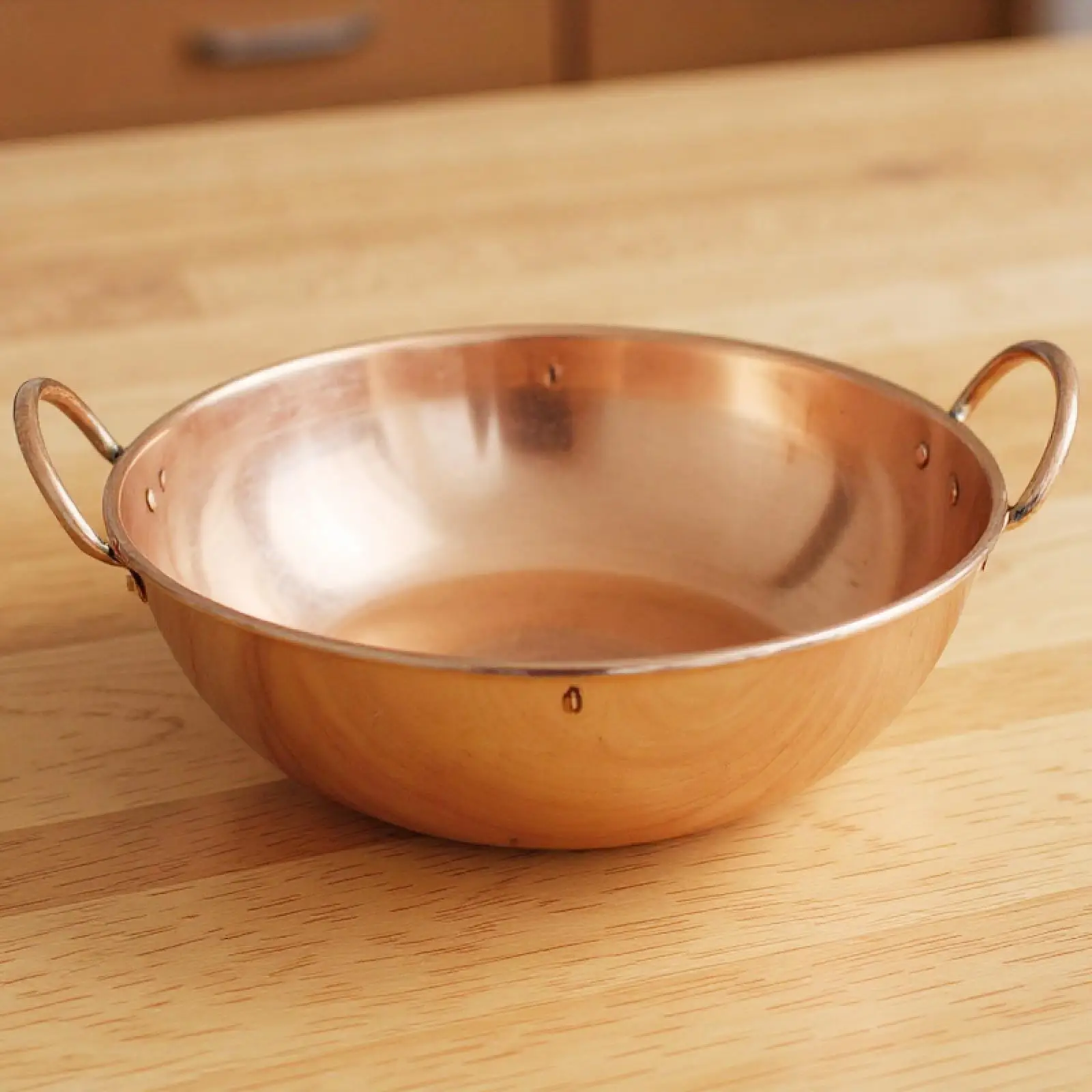 ciotola-per-montare-il-panna-in-rame-superficie-liscia-spessa-fatta-a-mano-utensile-da-cucina