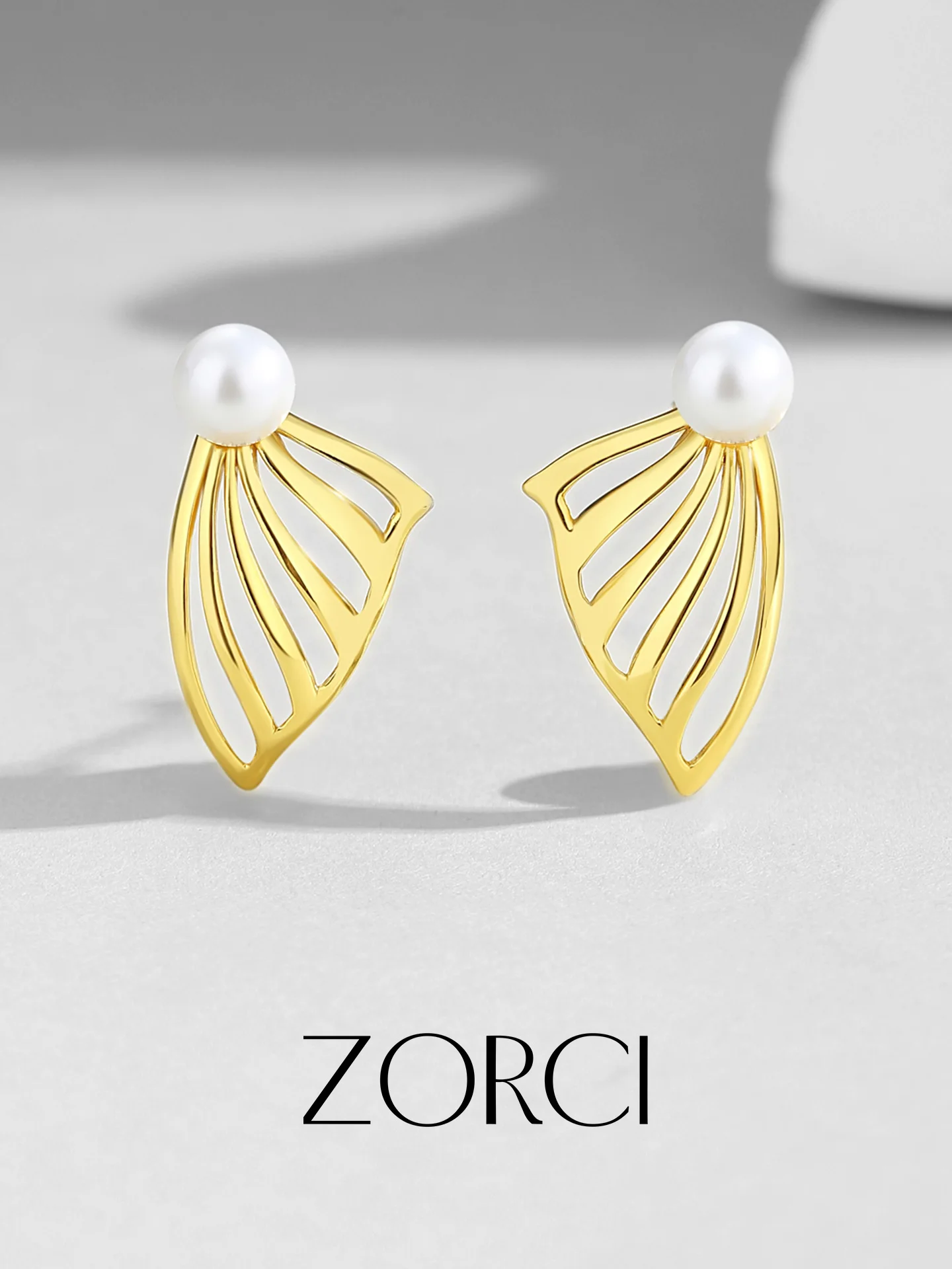 boucles-d'oreilles-en-forme-de-perle-pour-femmes-bijoux-elegants-et-uniques-en-argent-design-tendance-collection-printemps