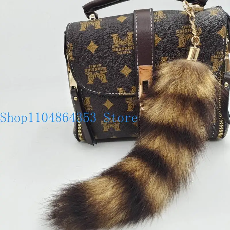 

Plush Foxes Racoon Tail Charm Keychain Sweet Furs Pendant Car Keyring Backpack Decoration Fashion Jewelry for Women