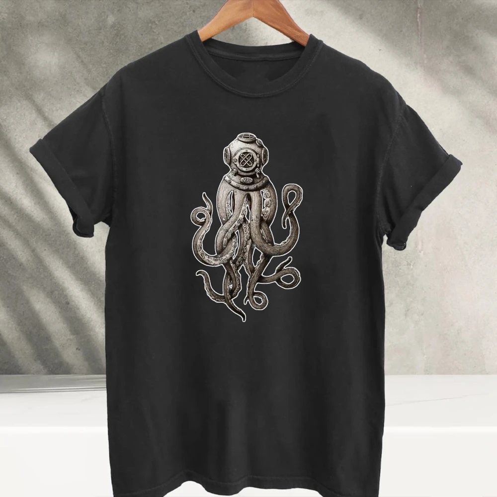 Vintage Diver Helmet Octopus Graphic T‑Shirt Retro Nautical Sea Creature Antique Diving Suit Ocean Art Print Soft Cotton Tee Top