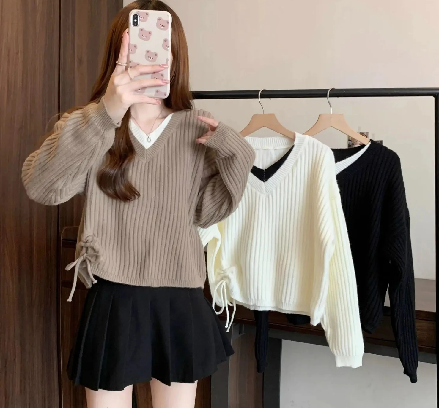 

Knitted Sweater Women's New Autumn Winter Fashion Versatile Slimming V-neck Long Sleeved Fake Two-piece Drawstring Sweater