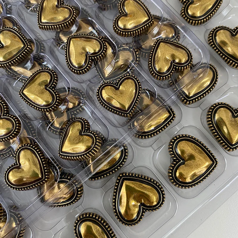 Heart Metal Buttons Retro Diy Crafts Supply For Clothing Decorative Garments Sewing Embellishment Coats Suits Replacement 6pcs