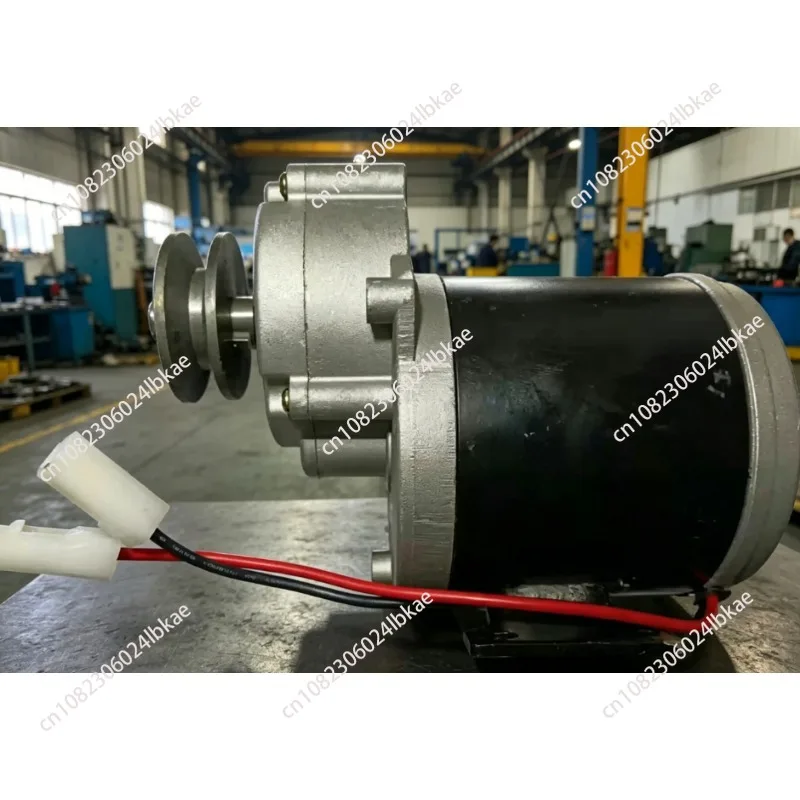 12V/24V/48V 600W 180RPM High Torque DC Geared Motor Equipped 428 12T Sprocket and Pulley For Roller Drive Equipment