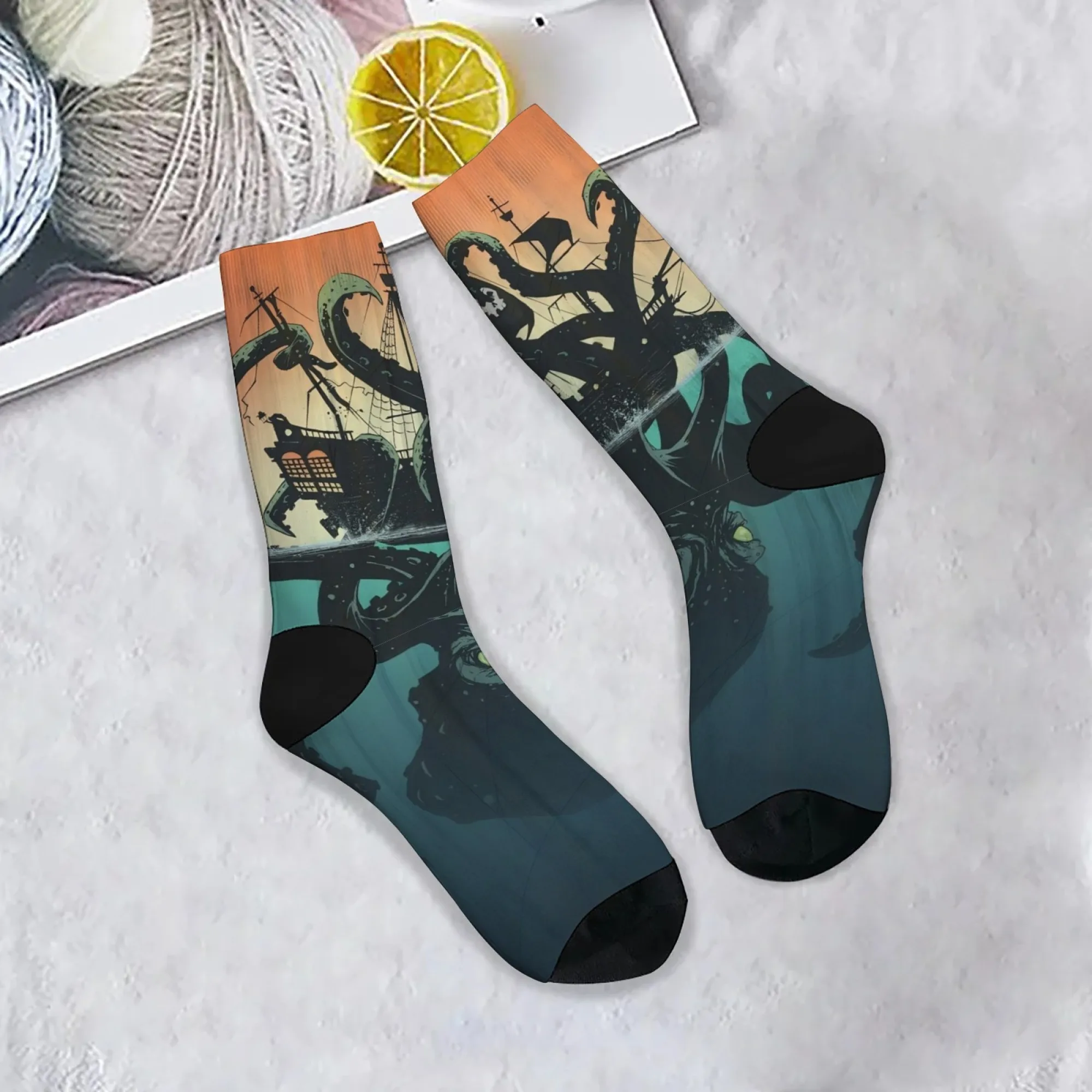 

Mysterious Deep Sea Monster Socks Tentacle Ship and Glowing Eyes Printed Crew Socks Comfortable Breathable Non-slip Casual Socks