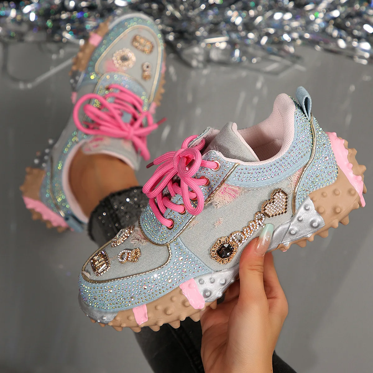 

2026 Women's Spring Sports Leisure Shoes Breathable Running Footwear Fashionable Versatile Comfortable Outdoor