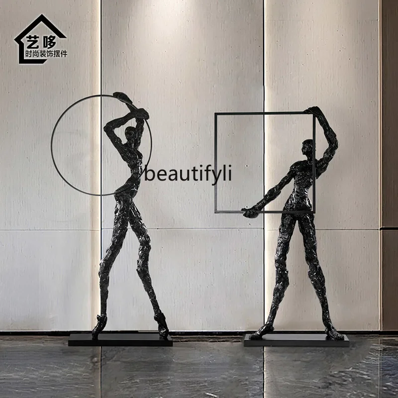 Floor-to-ceiling ornament shop opens, gift hall corridor aisle, modern simple large-scale figure sculpture