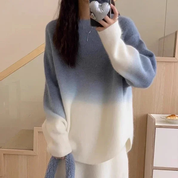 2024 autumn and winter new gradient color sweater pullover for women, loose and lazy style top trend