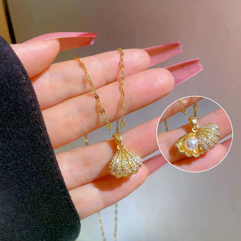 女性用パールネックレス ラインストーンがちりばめられたシェルチタンペンダントネックレス 変色しないメタルネックレス 1