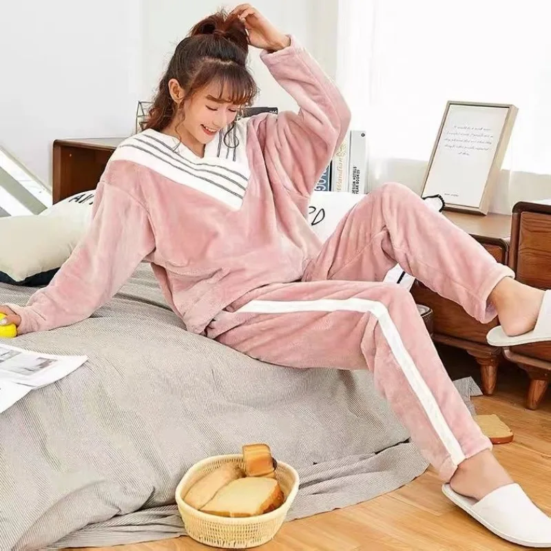 Pajamas female Spring autumn Can be worn outside Young beautiful plus velvet thickened high appearance level lazy loose version