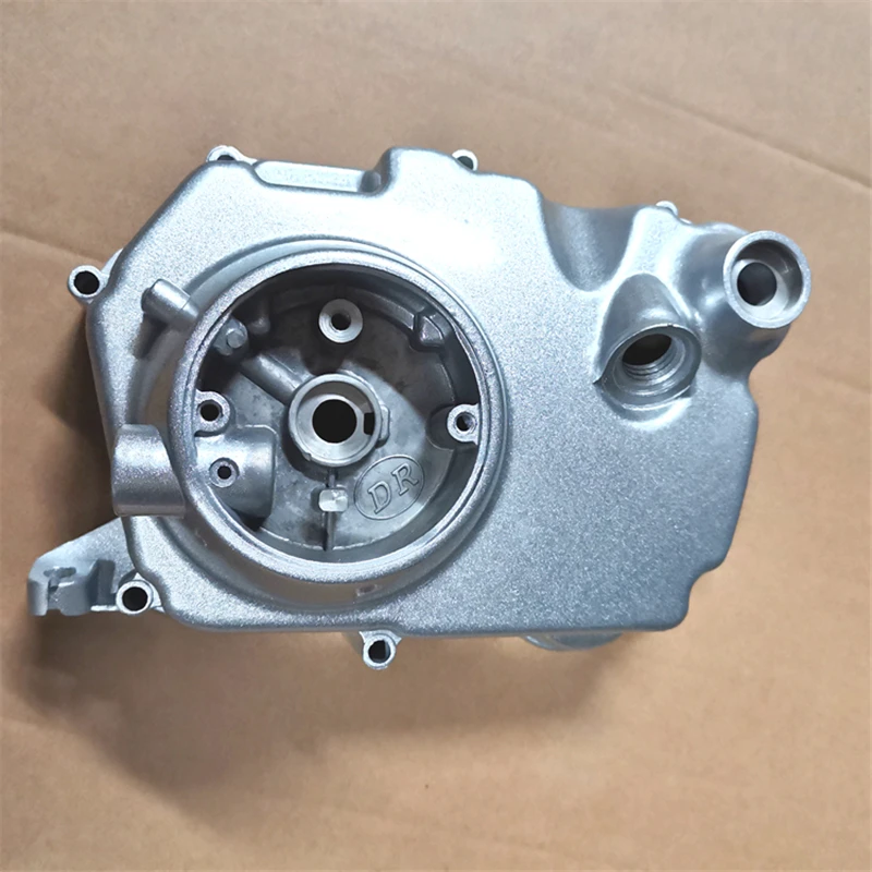 Motorcycle Crankcase Engine Cover for Jialing Honda JH70 JL70 C70 CD70 Left Right Protect Cap Sprocket Cover Clutch Case