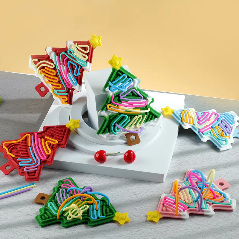 

Silicone sensory MATS with Christmas tree design provide a quiet and stress-relieving experience for children and adults