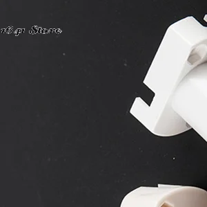 

1pc Mini Screw Lamp Base E12 E14 E17 Lamp holder Light Bulb Socket Holder Adapter