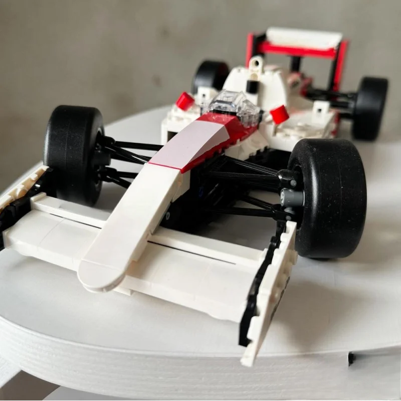 693 particles retro red and white racing sports car building blocks technology racing model holiday gift