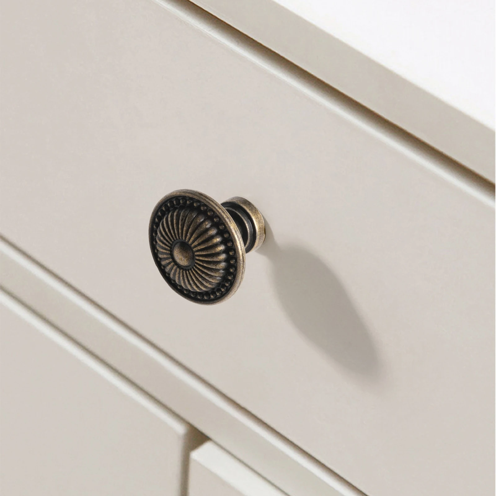 Elegant Drawer Handles Black Handles Modern Antique Knobs Retro Style Set Of 4pcs Diameter: Approx. 24mm Hard Zinc Alloy