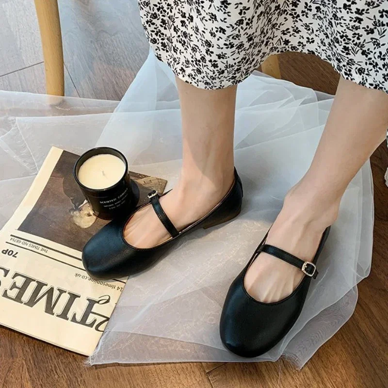 

Flat Mary Janes Casual Shoes Woman 2025 Trend Summer Shallow Ladies Shoes Elegant Walking Shoes New Loafers Zapatillas De Mujer