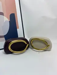 Big Gold Metal Closure Clutch Evening Bags For Women Luxury Designer Handbag And Purse Vintage Oval Box Chain Strap Shoulder