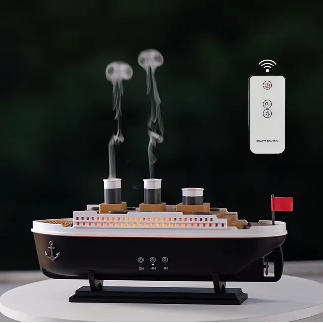 

Wholesale Jellyfish Ship Model Aroma Diffuser with Remote Control Smoke Ring Humidifier
