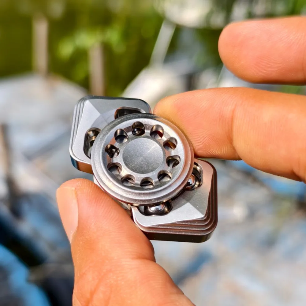 YH EDC Cuttlefish Two-Bladed Fidget Spinner Handling Feel Stainless Steel Fidget Spinner Fidget Toys For Adults