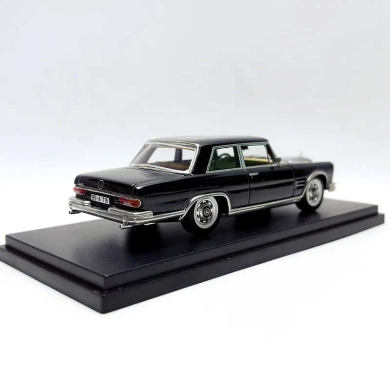 السائبة Schuco 1:43 مقياس 600 بولمان الراتنج نموذج سيارة جمع تذكارية عرض الحلي هدية السيارة