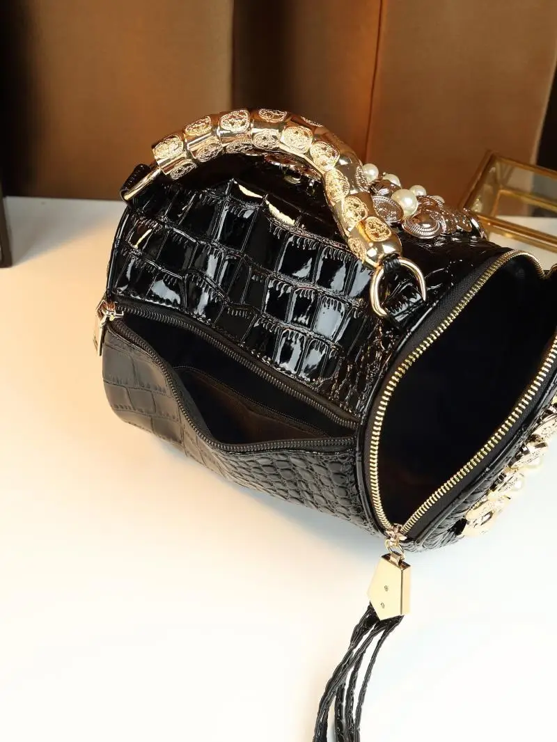 Neue Modische Persönliche Damenhandtasche Kleine Bucket Bag Handbestickte Nieten-Schulter-Umhängetasche für Frauen – Detail 18