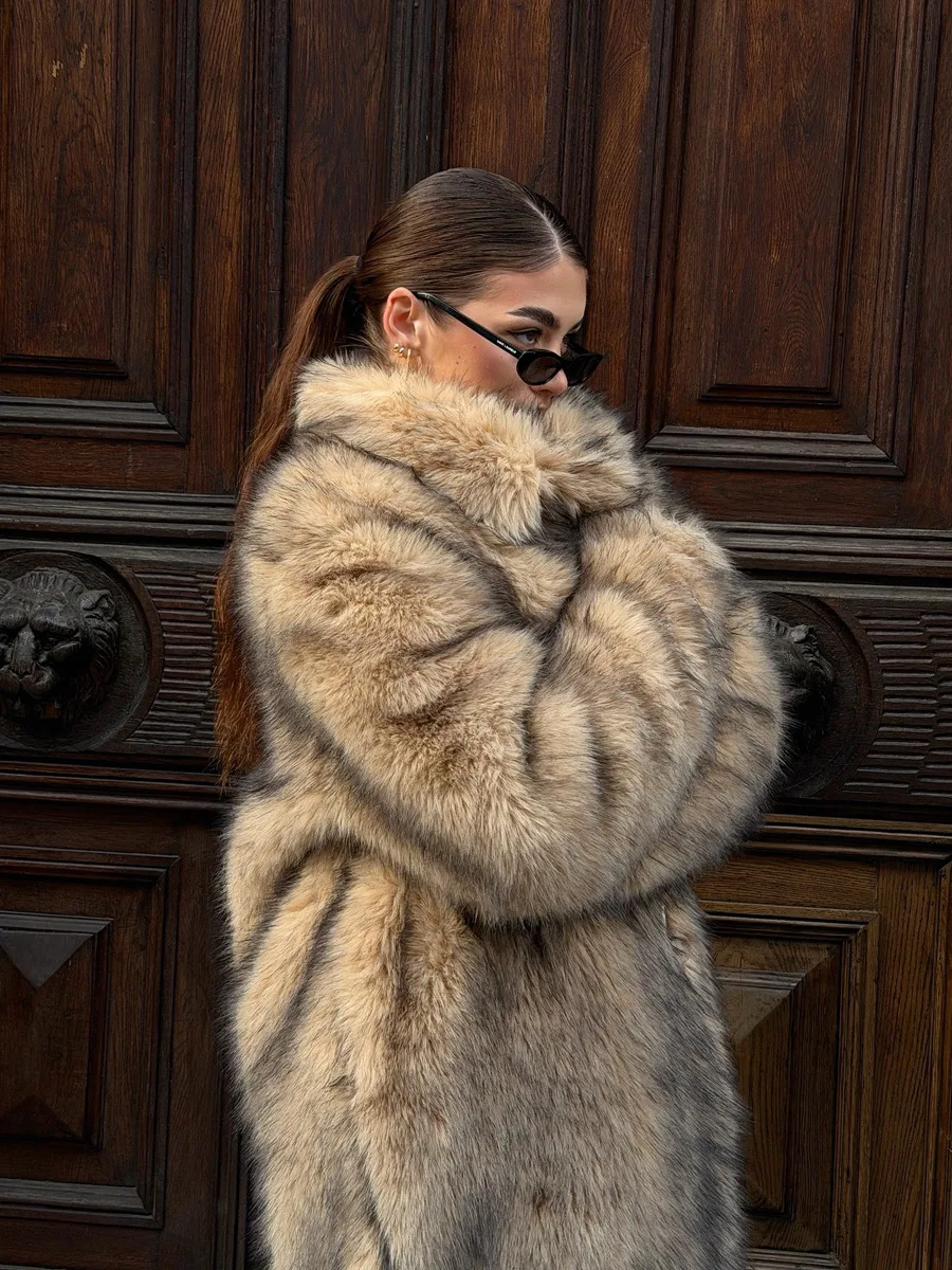HDHOHR 2026 Winter Elegant Luxury Chic Thick Warm Long Faux Fox Fur Coat Women High Quality Fluffy Fox Fur Jacket High Street