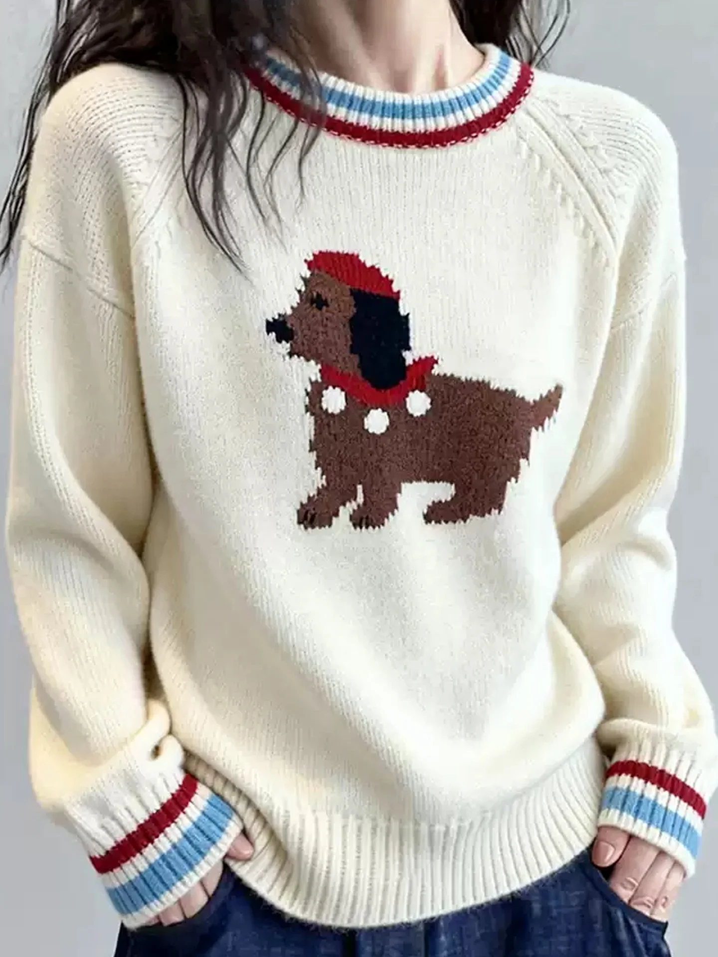 Faionable Long Sve Camere Sweater with Cartoon Pattern Design Age-Defng Trendy Knitted Top for Young Women in Winter
