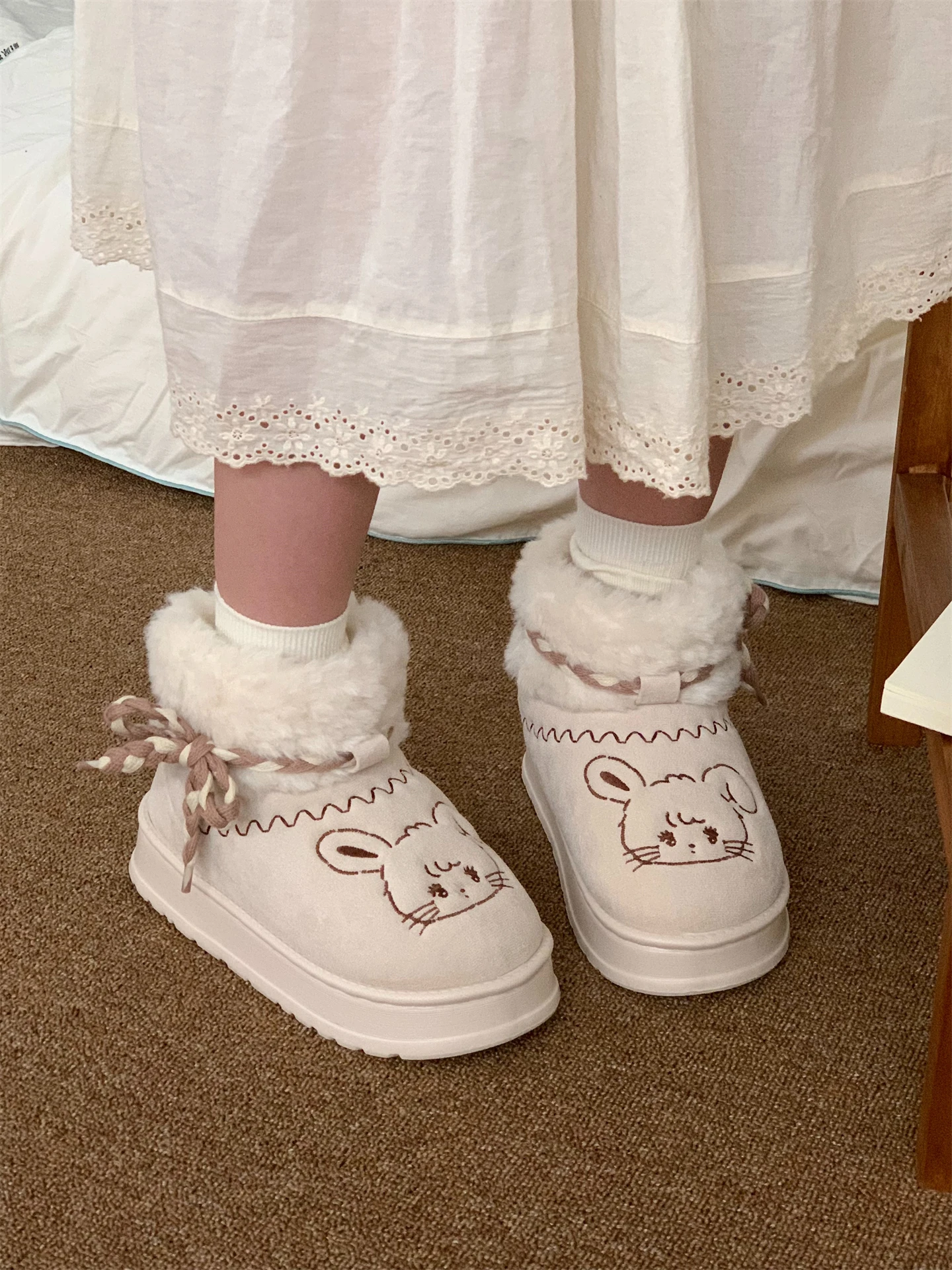 

Cozy Outdoor Snow Boots Women's Winter Thi Bot ort Tube Faux Fur Lined Korean Sle Warm round Toe Flat Heel Booties