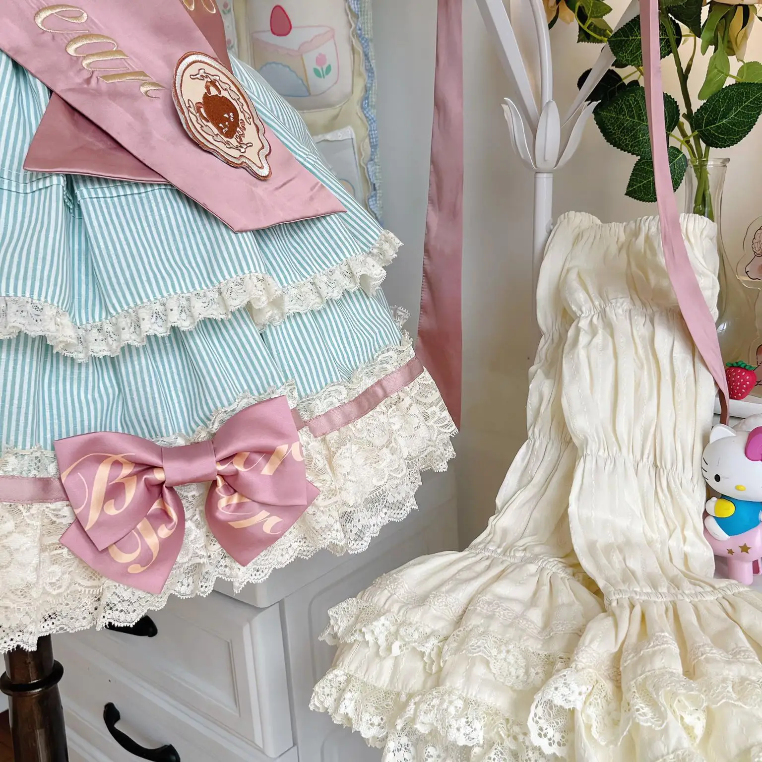 

NONSAR Lost Cherry Lolita Original Design Hazelnut Sea Salt Bear Ribbon Hats Hand Sleeves Lolita Accessories