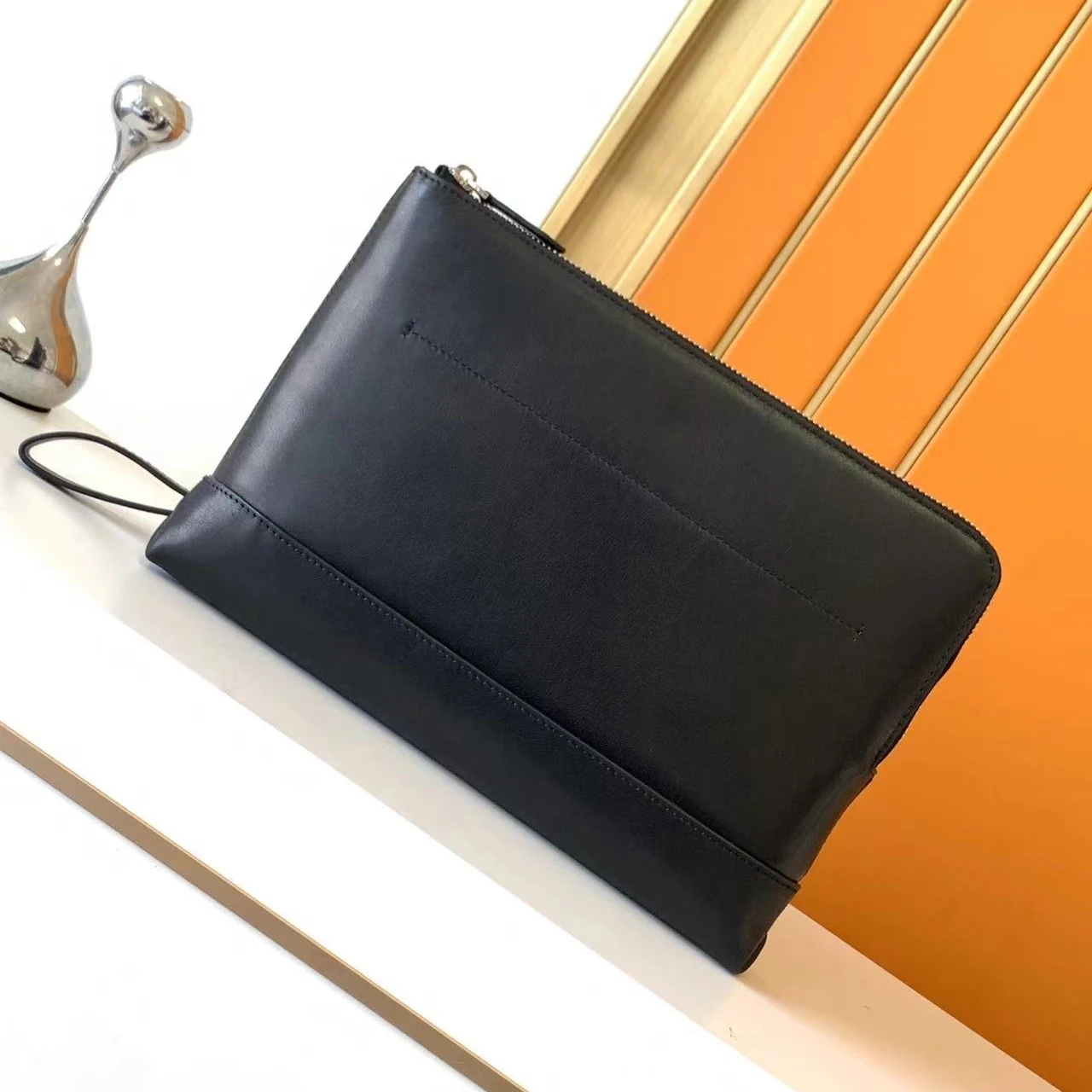 

1167 Элитные мужские сумки: подарки к празднику, кожаные клатчи ручной работы, мягкие кошельки из натуральной кожи, деловые портфели