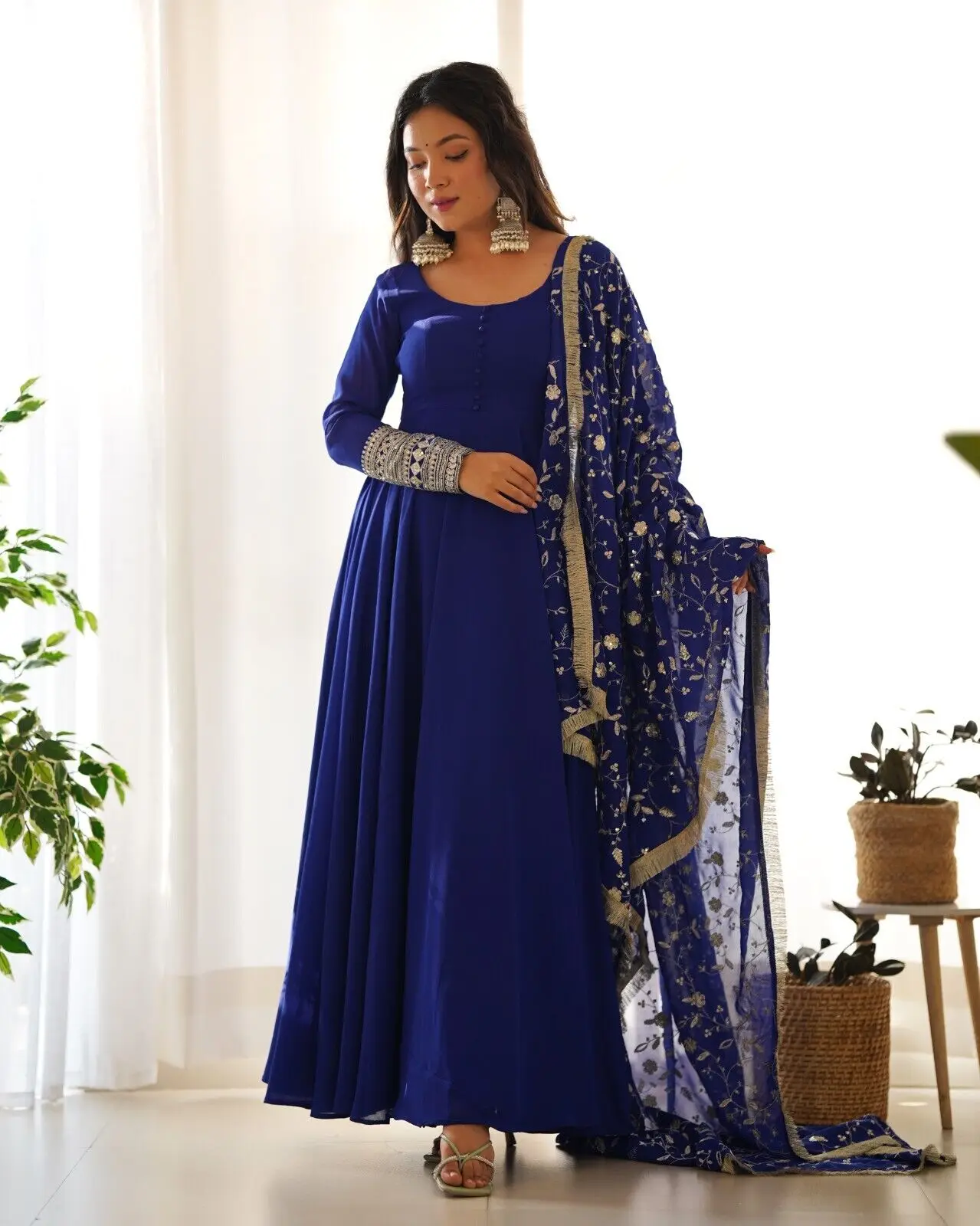 

Salwar Kameez однотонное платье с длинным рукавом и круглым вырезом