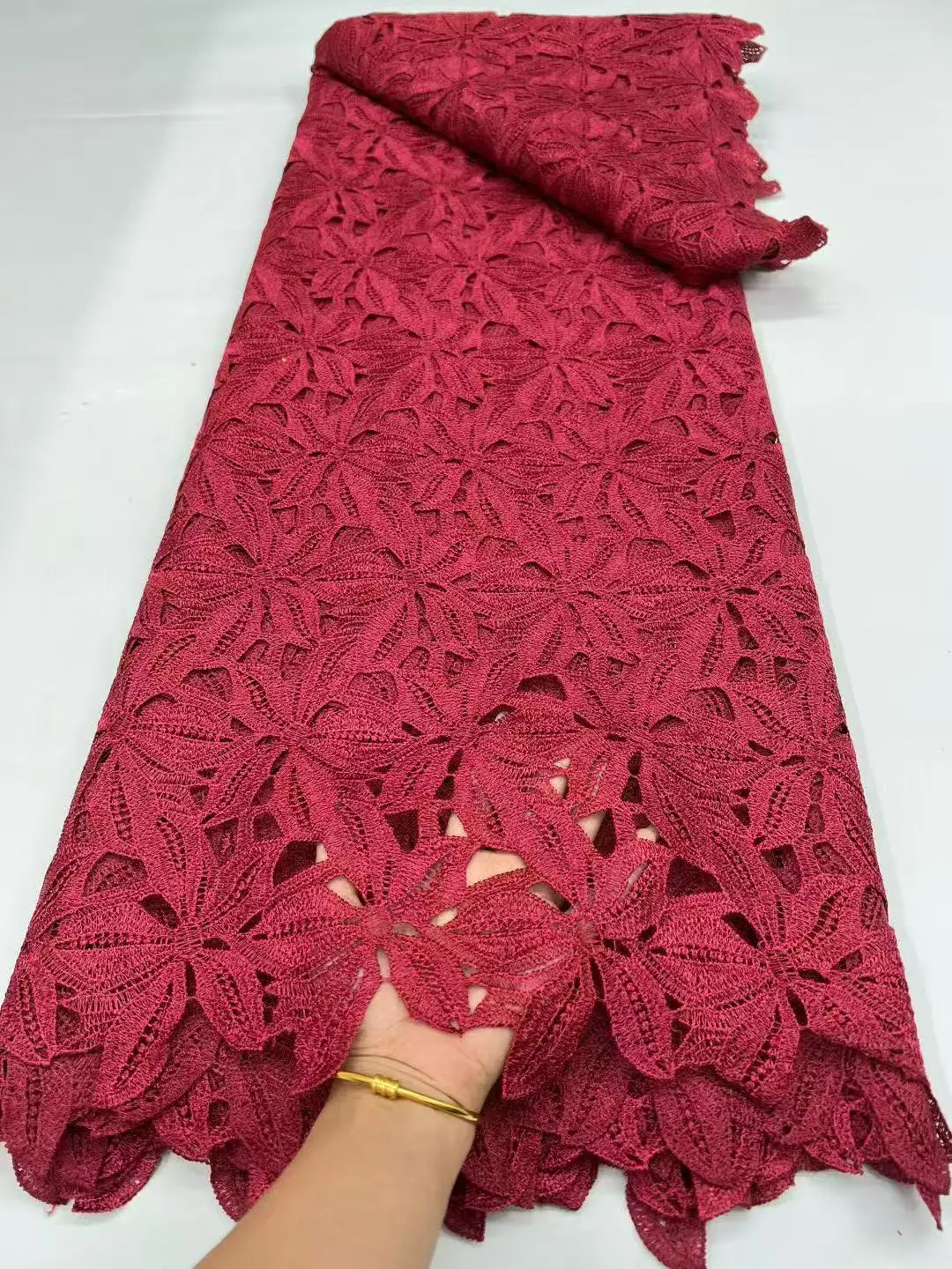 Africano Nigeriano 2025 Ricamo di Alta Qualità Tulle Tessuto di Pizzo Abito per Party di Nozze Guipure Solubile in Acqua PaillettesCucito