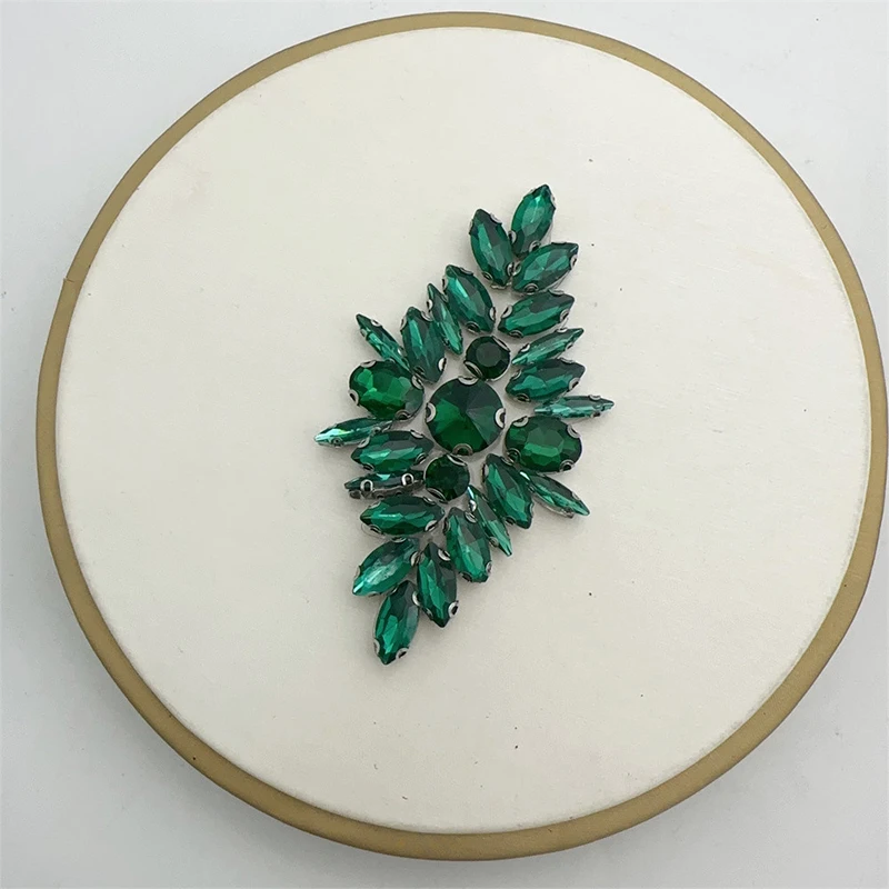 Glass Beaded Rhinestone Applique Handmade Iron On Rhinestone Patch Floral Clothes Decor Crystal Appliques Wedding Bridal Dress
