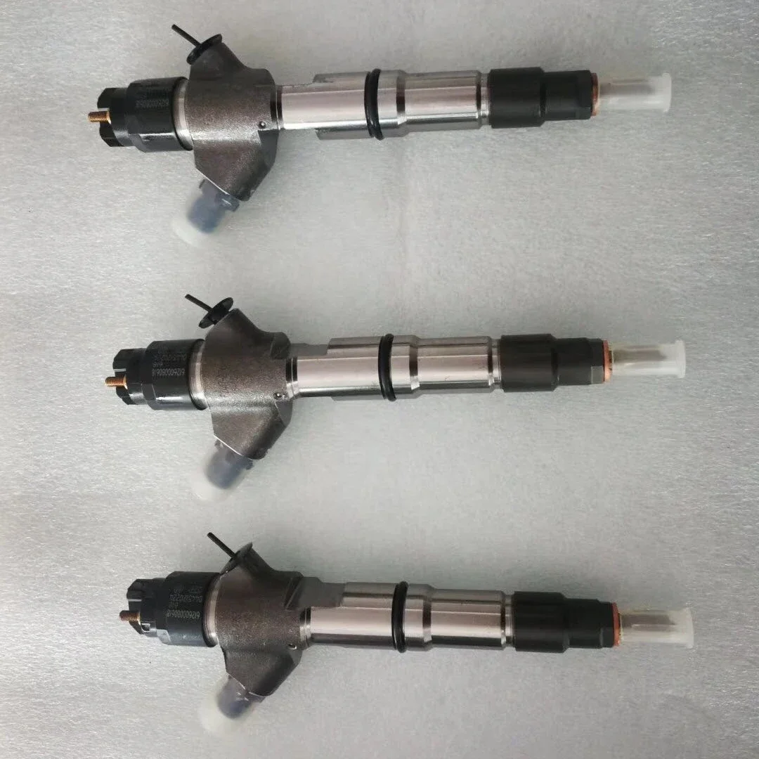 

Diesel Fuel Injector 0445120223 For Wechai Engine 0445120221 0445120129 0445120200 0986AD1001