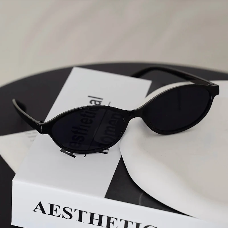 Protective Glasses 4pcs and 1pcs New Casual Elliptical Sunglasses Female Multi Color Glasses Small Frame UV400 Sun Glasses