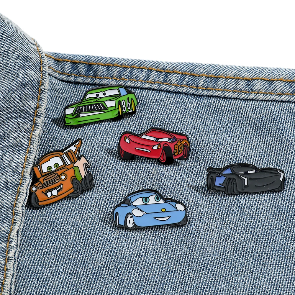 5Pcs Cartoon Cars Brooch Cute Lightning McQueen Mater Sally Carrera Enamel Pin Metal Badge Jewelry Clothing Backpack Accessories