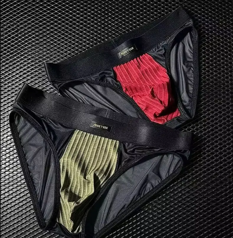 

Men's Underwear Briefs boxer ultra-thin ice silk low waisted youth transparent traceles Sport pants A781