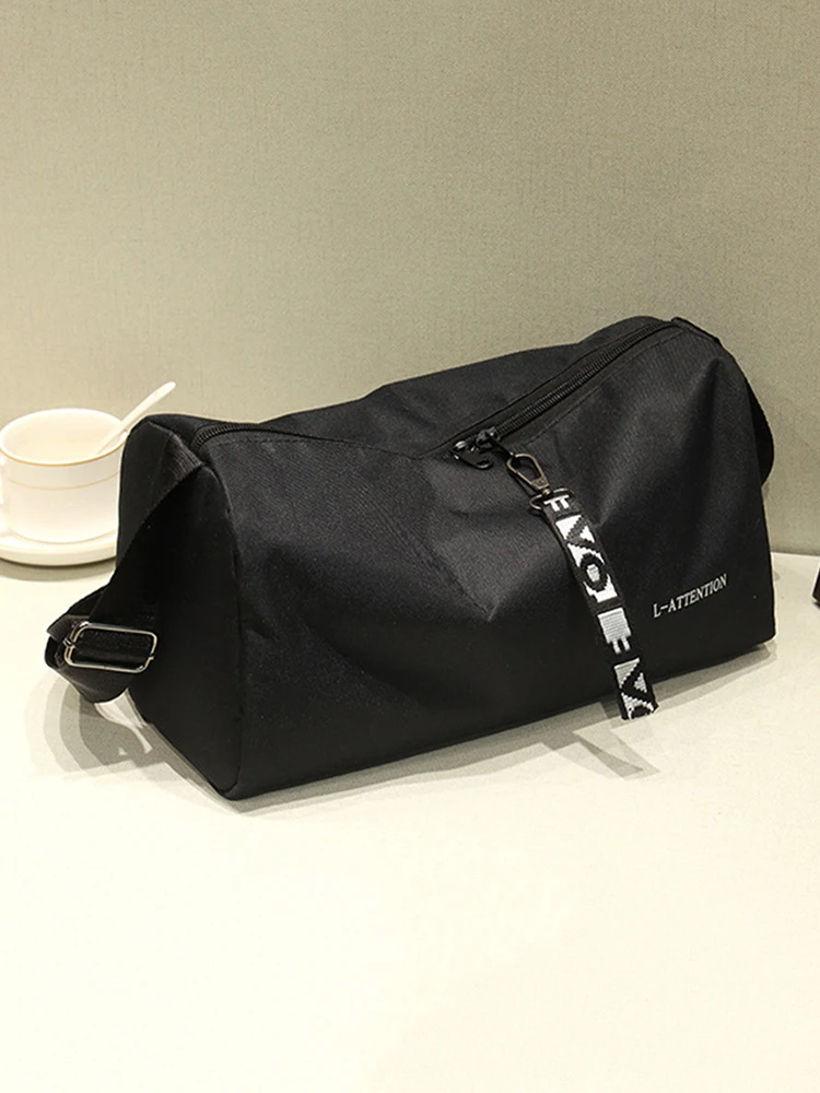 Tragbare Fitness-Reisehandtasche, multifunktional, modisch, für Sport, Fitnessstudio, Aufbewahrungstasche, 600D-Nylon, verstellbarer Riemen für Wochenendtraining