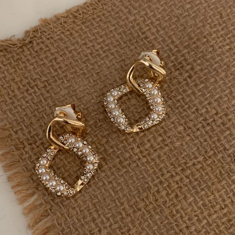Korean Style Oval Water Drop Stone Ear Clip Earrings Baroque Pearl Rhinestone Ear Clip Earrings Without Piercing for Women
