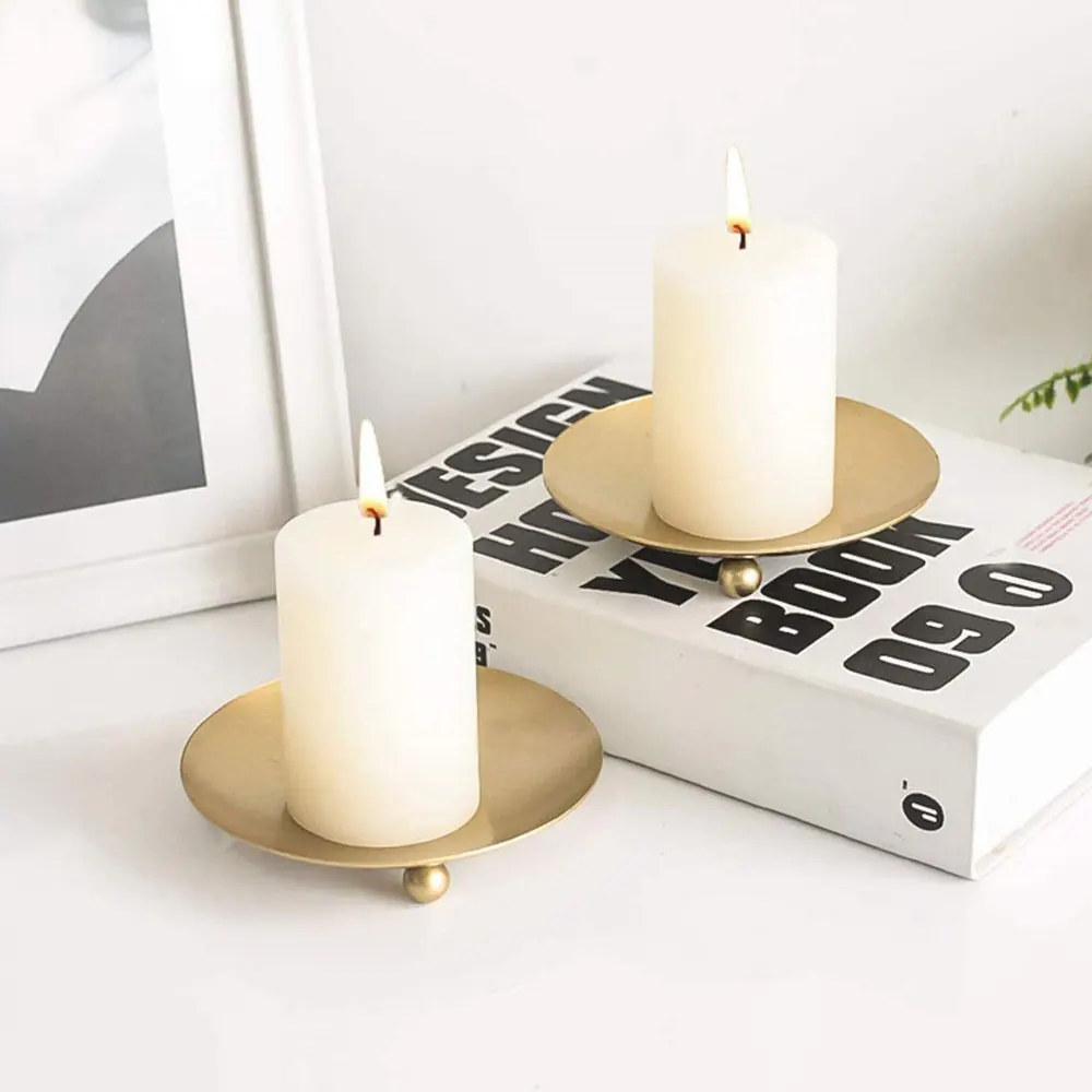 

Gold Ground Iron Plated Candle Holders Pillar Metal Plate for Wedding Party Festival Candelabra Art Gift Home Decoration Holder
