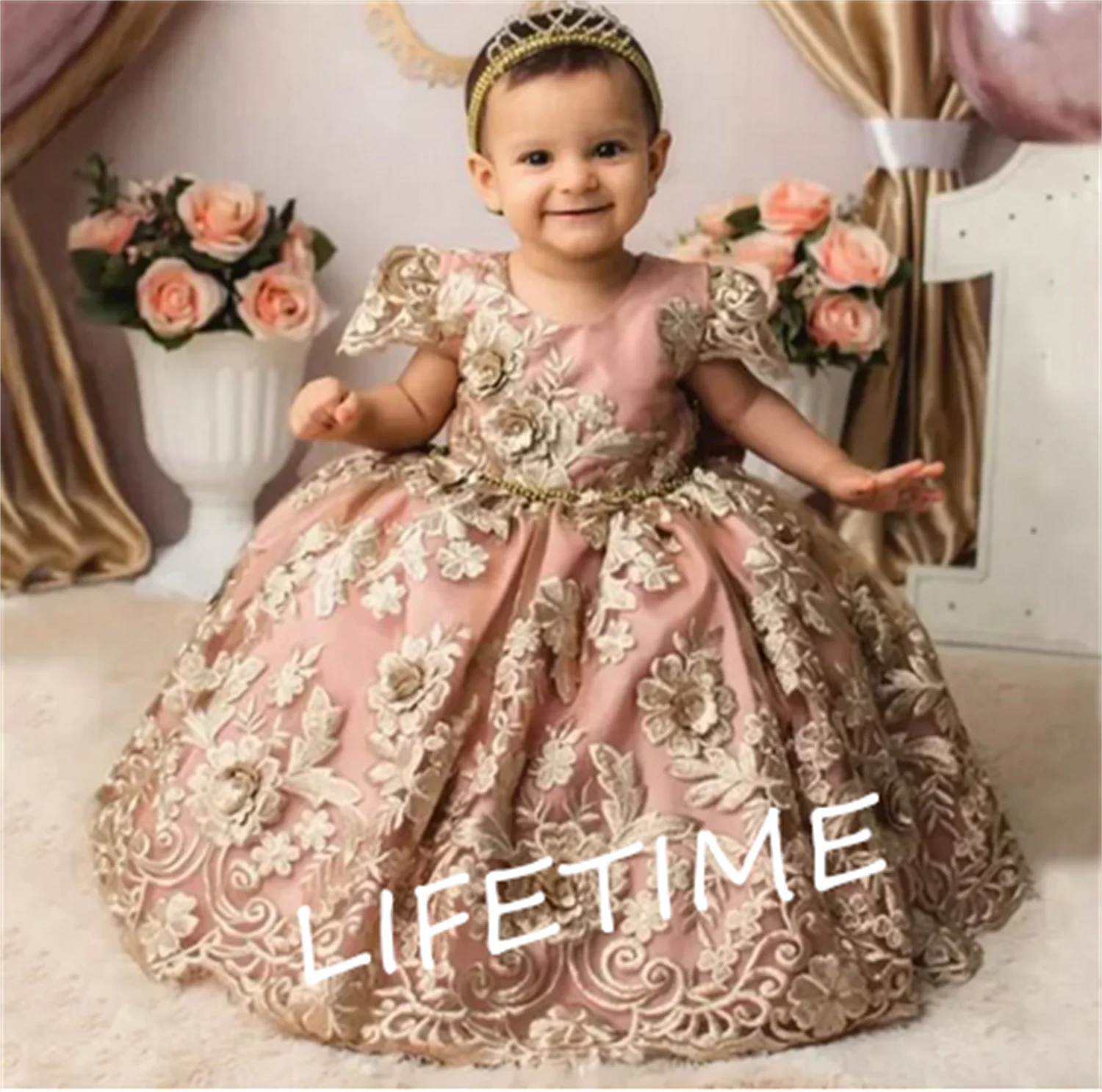 

Adorable Ball Gown Flower Girl Dresses With Bow Sash Beaded Toddler Pageant Gowns 3D Appliqued First Birthday Dress