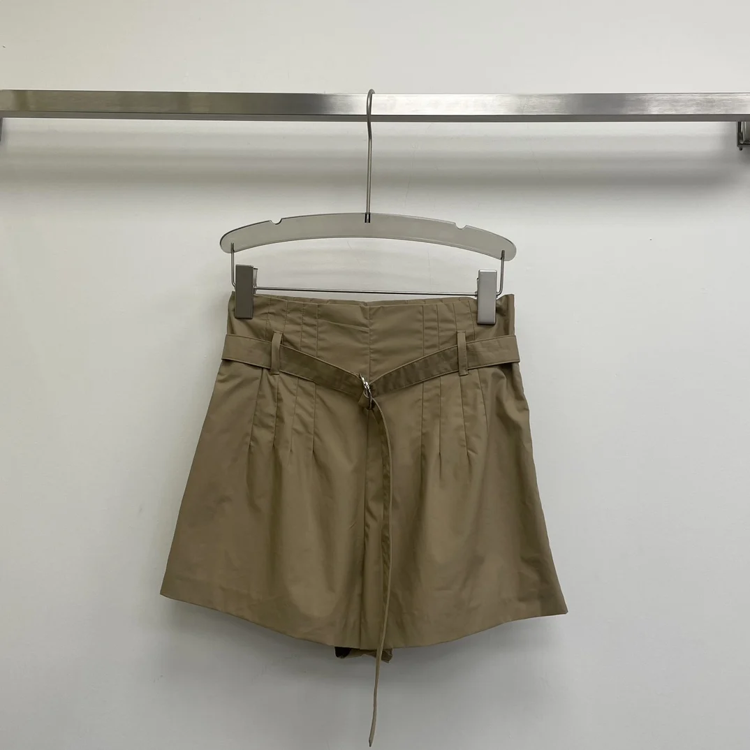 

2024 Spring/Summer New Women's Wear Classic Khaki Detachable Belt Swing Profile Shorts 0420