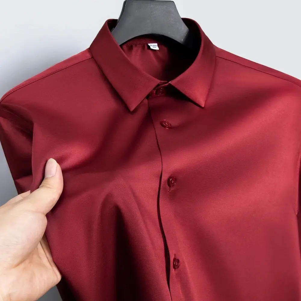 

Men's Summer White Glossy Non-Ironing irt Wide Fit Thiened Fce Nine-Quarter Sve Collar Autumn Faion Men's Wear