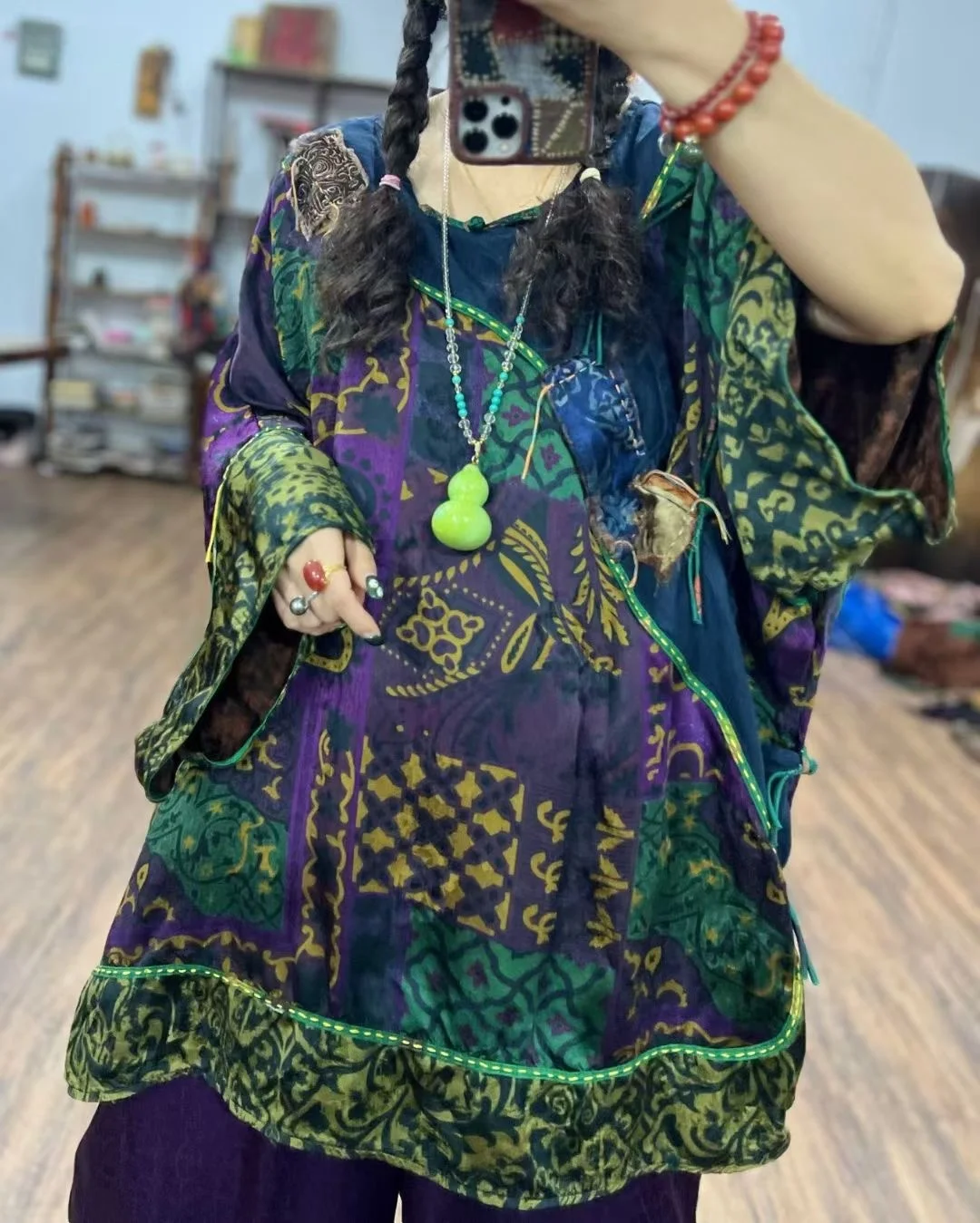 

Handmade New National Sle Cool Silken Flower Luo Ethnic Hand Sewn Top with Ancient Charm And Cool Aosphere