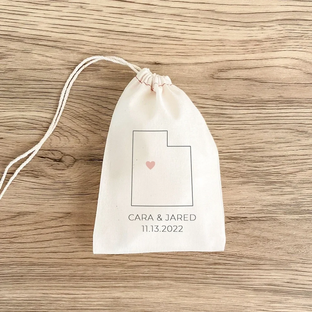 Utah Wedding Favor-State Outline Gift Bags-Wedding Party Favors-Wedding Gift-Personalized Hangover Kit-Custom State Favor Bags