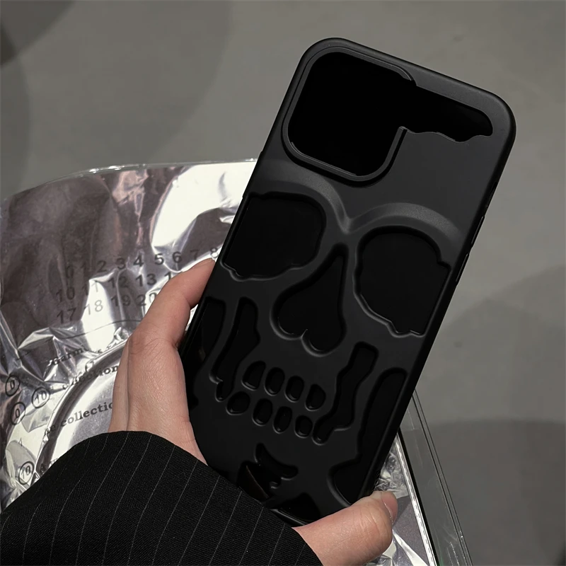 Luxury Cool Art Skull Matte phone case for iPhone 15Pro 13 12 11 Fashion 14 Pro Max Cartoon 3D Demon Skeleton bumper Cover