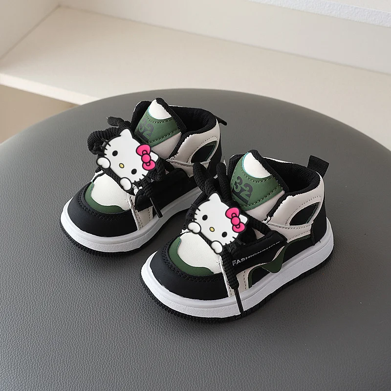 

Hello Kitty/2026, новая весенне-осенне-зимняя детская спортивная обувь на мягкой подошве, повседневная обувь с героями мультфильмов для мальчиков, модная детская обувь для малышей