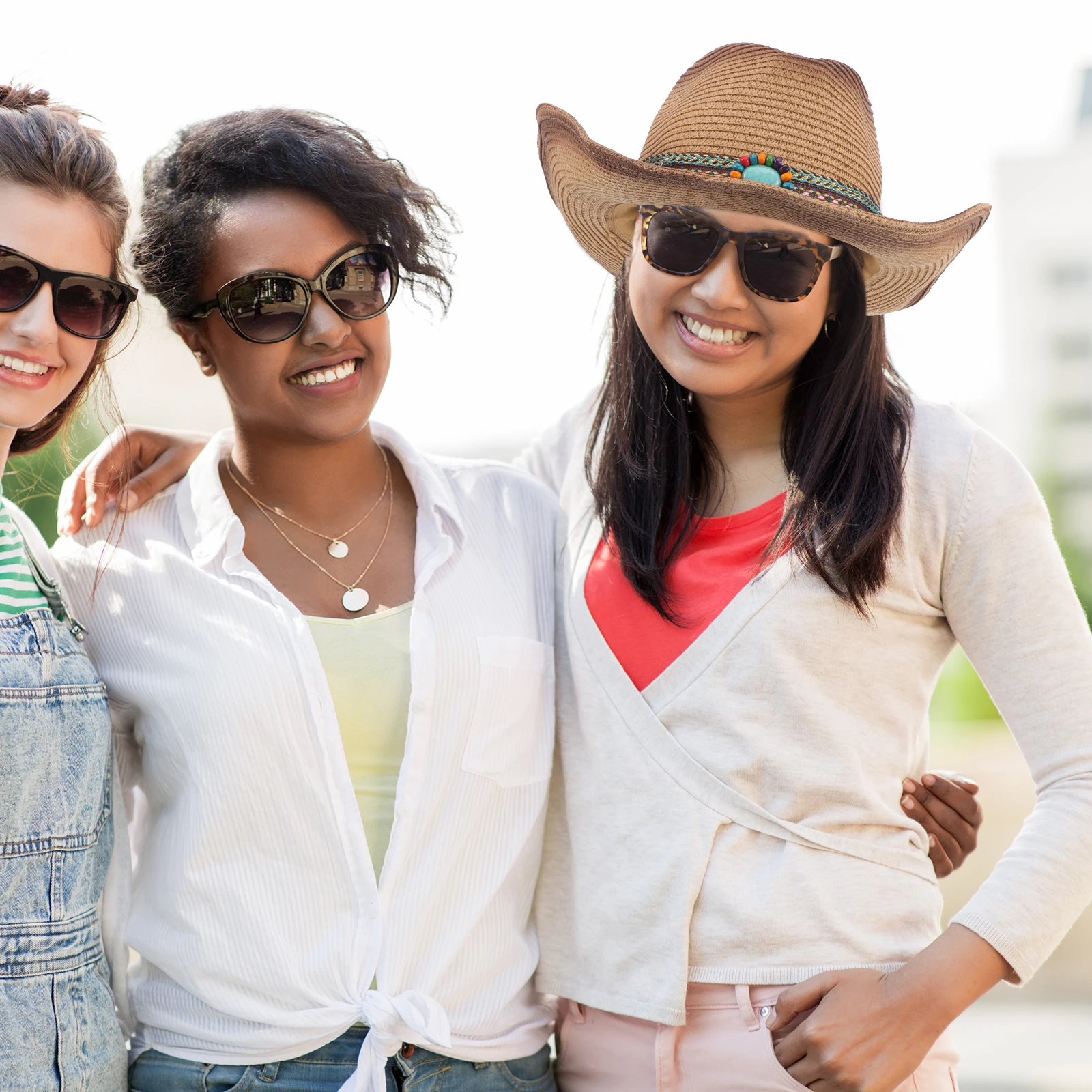 

Straw Cowboy Hat for Women Men Wide Brim Sun Hat Beach Outdoor Shade Foldable Adjustable Chin Strap Summer Straw Hats