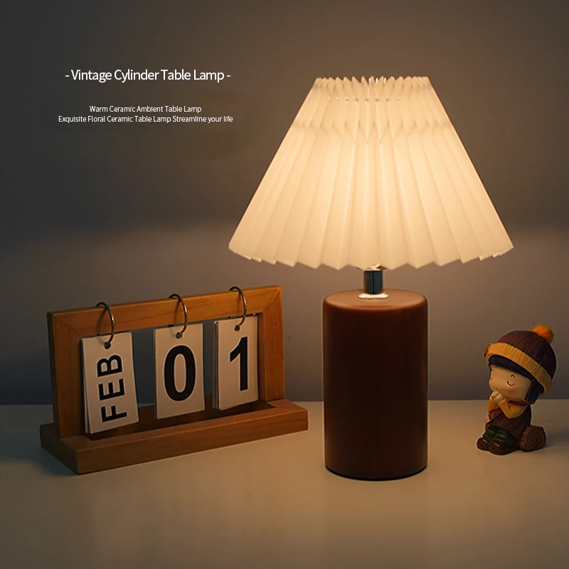 

Vintage Fabric Table Lamp Wooden Base Dimmable USB Powered Simple LED Desk Light For Home Bedroom Bedside Foyer Study Room Decor