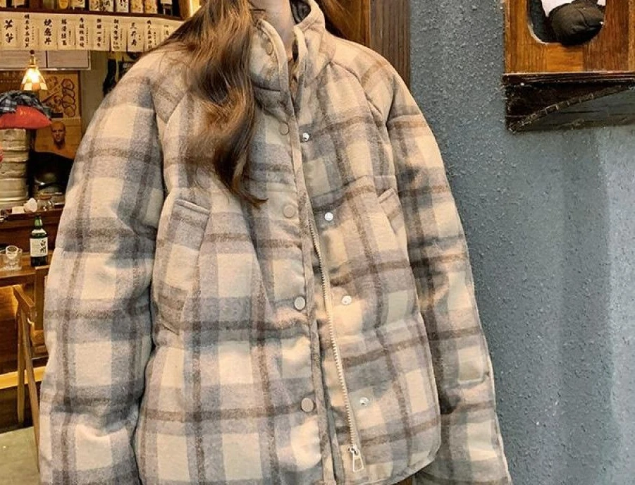 

Retro Plaid Short Cotton Jacket for Women's Winter 2025 New Thick and Warm Bread Jacket
